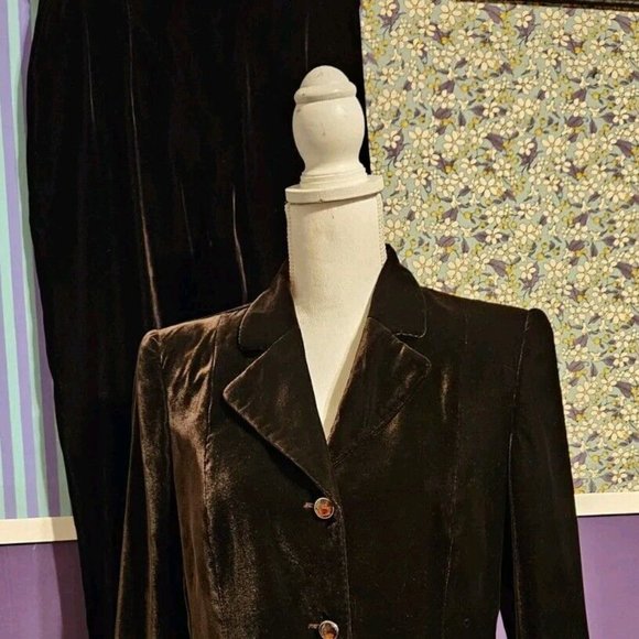 Valentino Miss V Vintage 2 pc Deep Purple Velvet Elegant Pant Suit Size US 10/12 - Picture 1 of 14